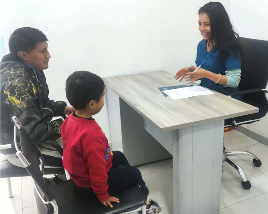 Consulta de psicología con acompañamiento familiar en Baby Med Spa